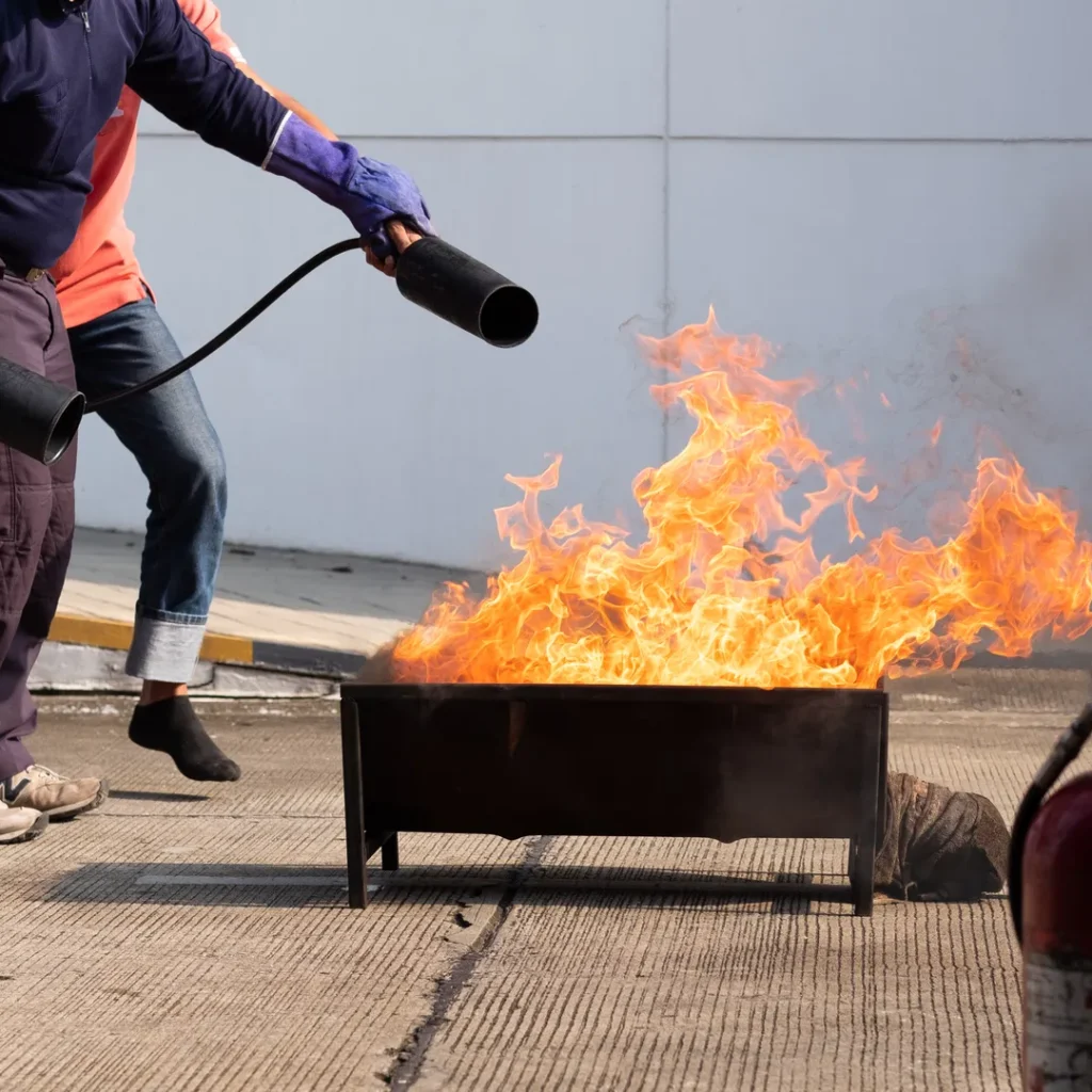 Szkolenie PPOŻ dla pracowników wyznaczonych do ewakuacji i gaszenia pożaru